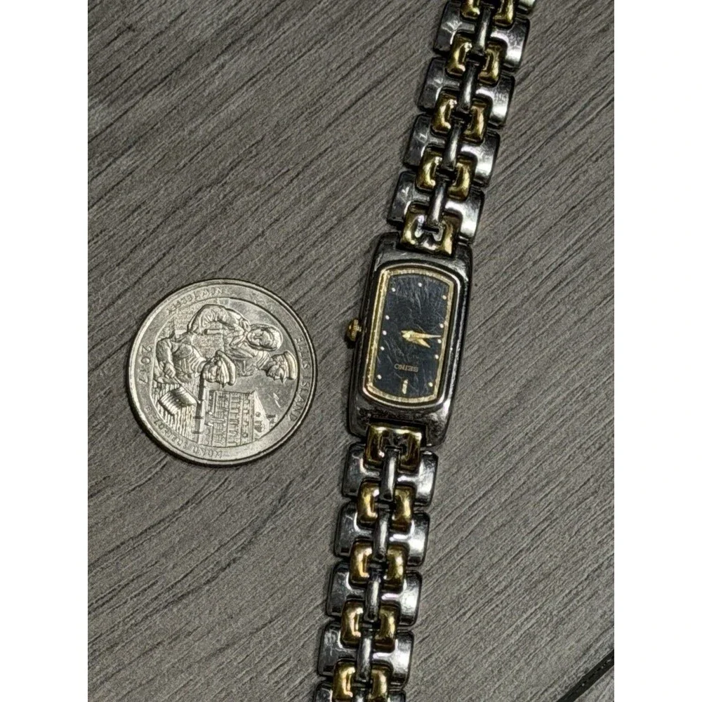 Vintage Seiko 2E20-7289 Ladies Two Tone Rectangular Quartz Watch Fresh Battery